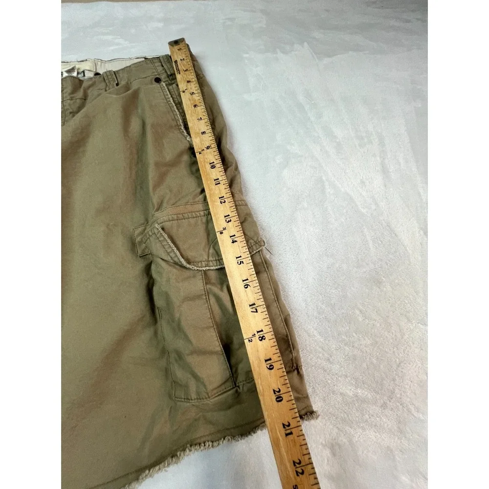 VTG OLD NAVY Mens 34 Shorts Khaki Tan Cargo Pocket Raw‎ Hem 10